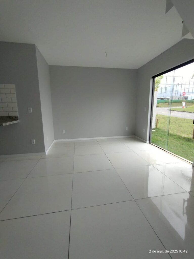 Casa de esquina no Condomínio Terra Dourada, Bairro Novo, foto 4